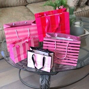 5 Victoria’s Secret Paper Shopping Bags bundle